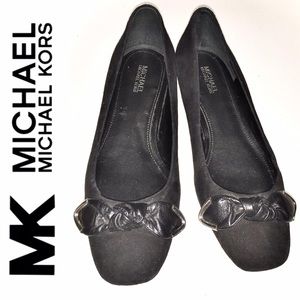 MICHAEL MICHAEL KORS black suede Liza flats